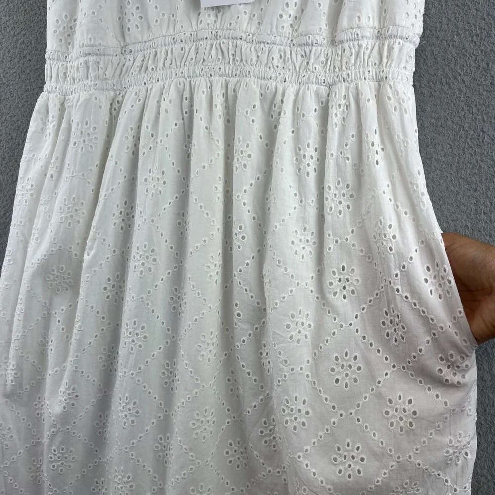 New Isabel by Ingrid & Isabel White Eyelet Maternity Maxi Dress V-Neck Smocked M - Picture 12 of 13